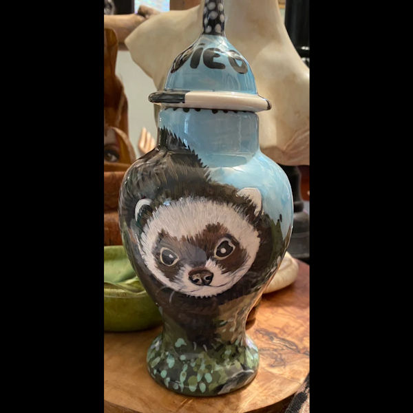 Custom Portrait Ceramic Urn - 75 ci - Image 5