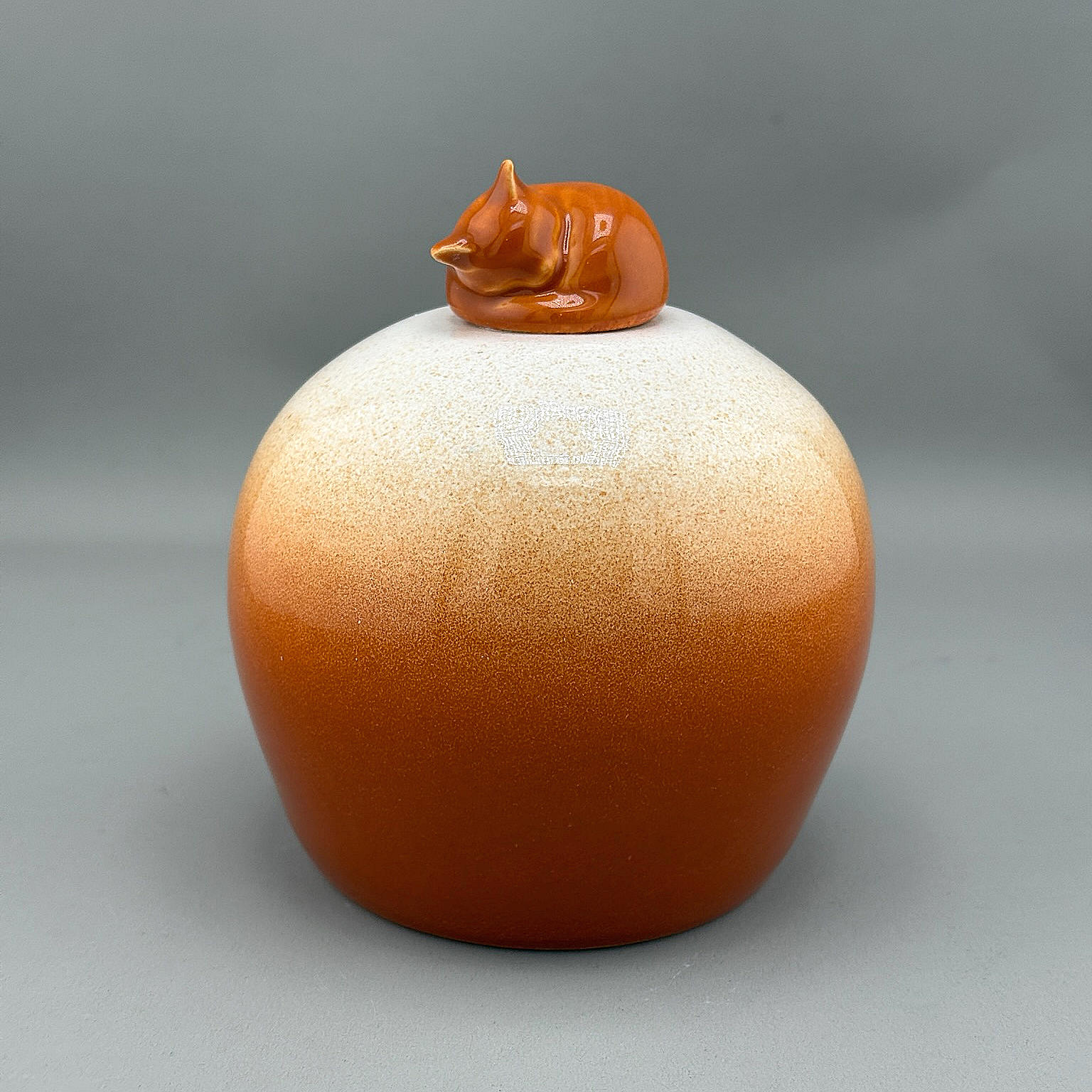 Orange Kat Urn